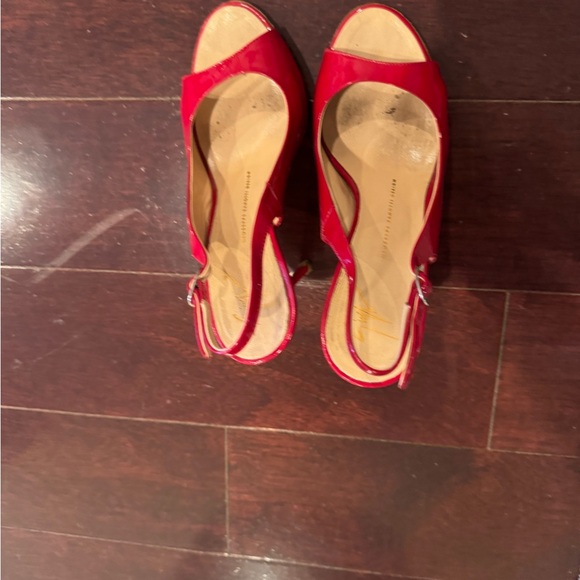 Red Giuseppe Zanotti heels. Size 38. - Picture 6 of 6